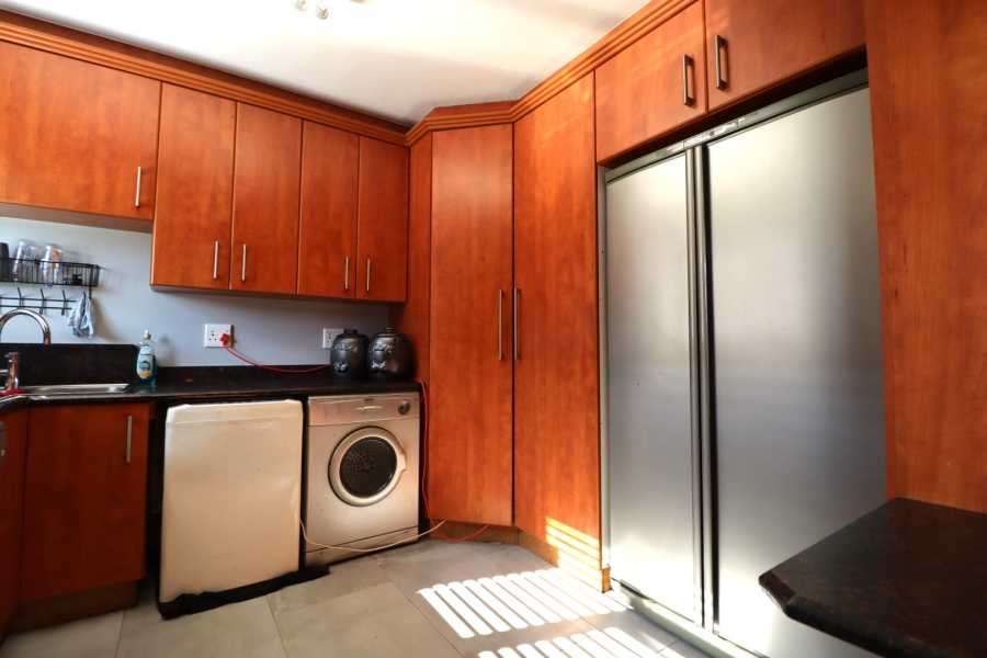 3 Bedroom Property for Sale in Sherwood Eastern Cape